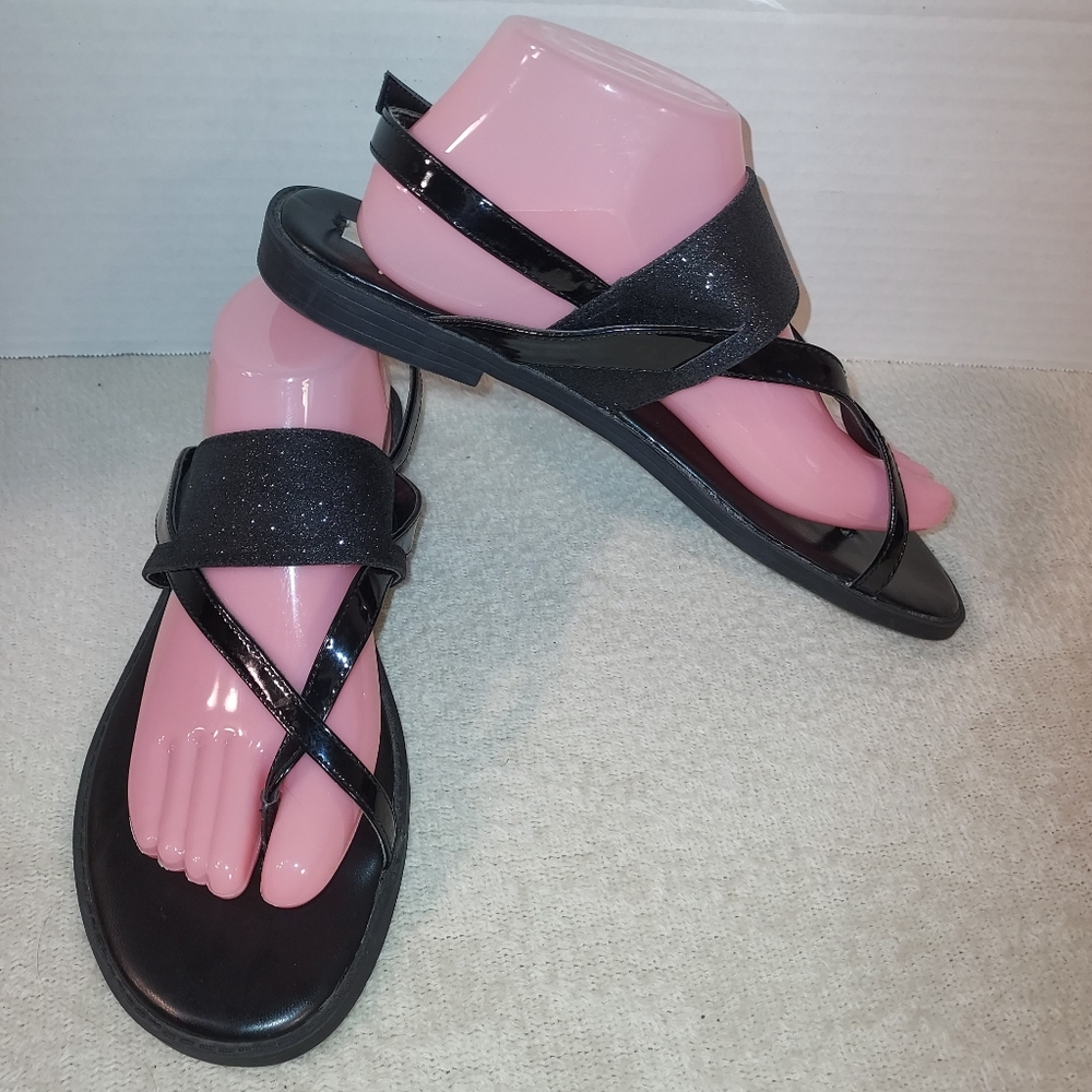 Simply Vera Vera Wang Black Strappy with Glitter Flat Sandals size 10